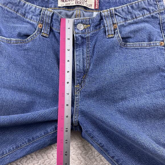 VINTAGE Levi's 525 Denim Jeans Size 10 Womens Nouveau Low Bootcut Mid Rise Y2K - Picture 8 of 14